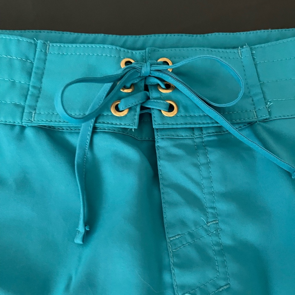 La Blanca Turquoise Lace-Up Board Shorts - women’s L - EUC - Picture 2 of 6